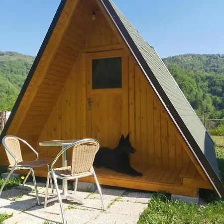 Luxury tent Glamping Hiske Petrin