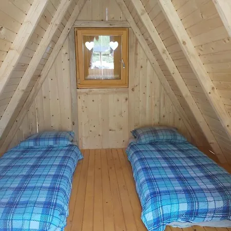 Glamping Hiske Petrin Luxury tent