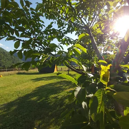 Luxury tent Glamping Hiske Petrin