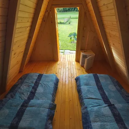 Luxury tent Glamping Hiske Petrin