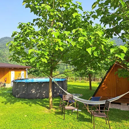 Tente de luxe Glamping Hiske Petrin