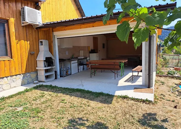 Glamping Hiske Petrin 豪华帐篷