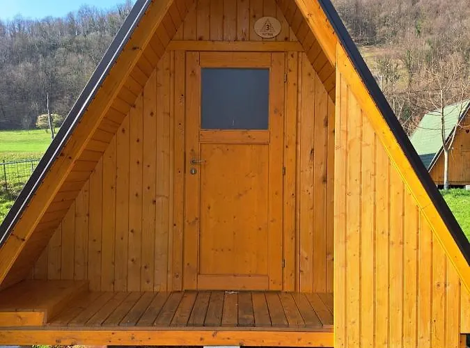豪华帐篷 Glamping Hiske Petrin 托尔明